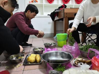 瑞咖科技UED產品設計班 年終狂歡Party臺球競技激情上演